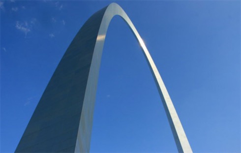 世界最高的纪念碑 盖特威拱门高度是192米