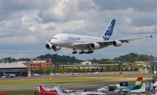 世界上最大的客机 空中客车A380可乘坐近千人