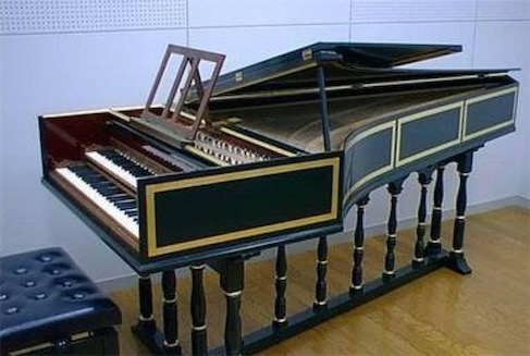 世界最早的钢琴 羽管键琴1709年发明