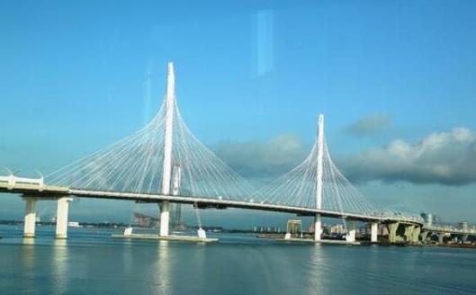欧洲最大的一座大桥 伏尔加河大桥全长为154米