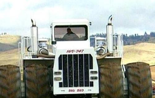 世界上最贵的拖拉机，BIG BUD747拖拉机高达780.6万元