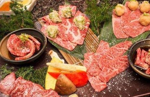 世界上最贵的牛肉，日本和牛肉100克要几百块！