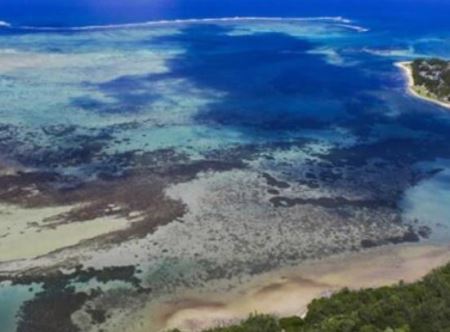 世界最美十大海岛，马尔代夫面积非常小、毛里求斯岛是非洲少有富国之一