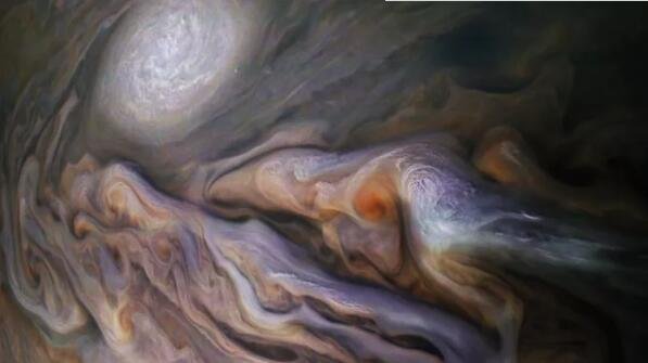 朱诺号解决了驱动木星极地气旋的谜团.jpg