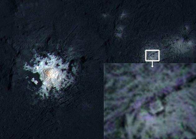 在矮行星谷神星的欧卡托陨石坑（Occator crater）中，似乎有一处奇怪的结构，像是三角形中套了一个正方形。</p><p>