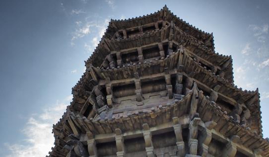 世界最大的仿木结构石塔 开元寺占地面积78000平方米