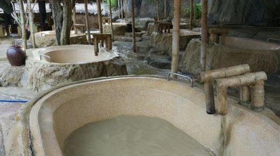 世界上最“脏”温泉 越南芽庄火山泥温泉 深受女游客的喜爱
