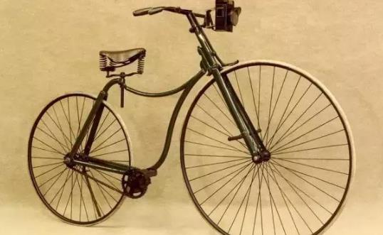 世界上最早的自行车 自行车之父约翰斯塔利1861年创造
