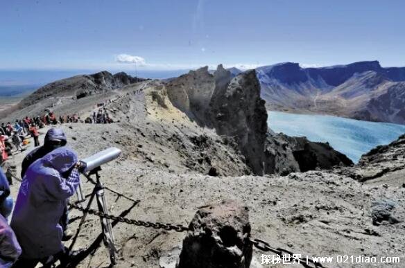 中国最可怕的火山，长白山天池火山(火山灰直接覆盖日本本土)