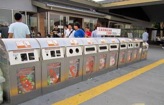 世界上最严格的垃圾分类制度，日本垃圾分类，逼疯强迫症！