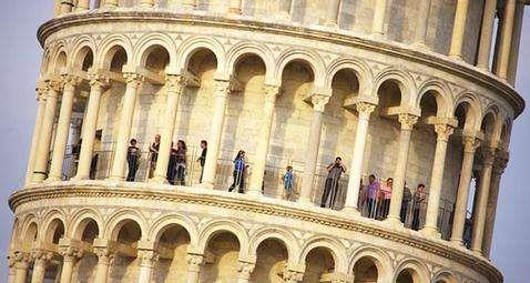 世界上最危险的建筑之意大利比萨斜塔 意大利比萨斜塔倾斜的原因