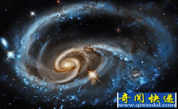 科学家发现银河系正在扭曲，被巨大的引力控制，为什么会这样？