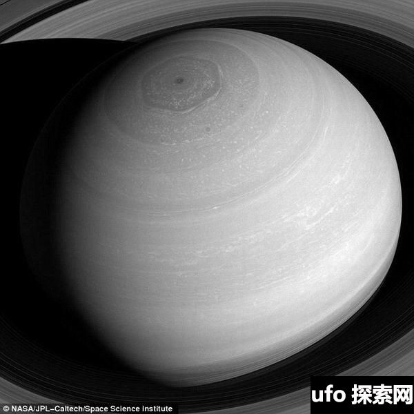 卡西尼探测器最新图像揭晓土星六边形风暴形成谜团