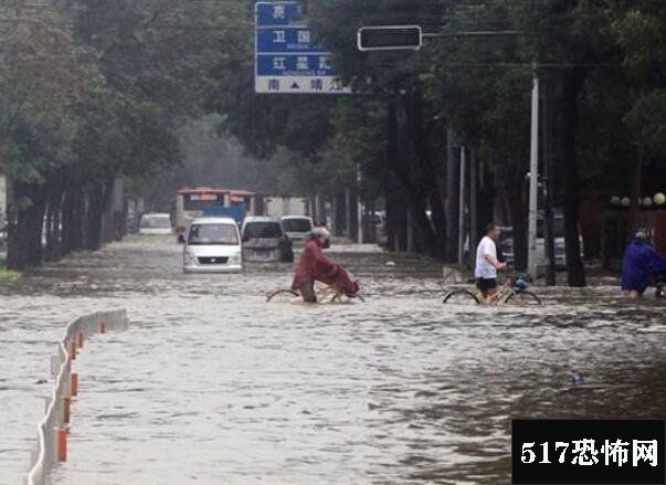 济南718银座/p灵异事件，暴雨过后小女孩超市看见鬼魂