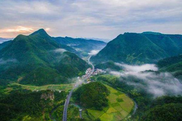 三区三州指哪些地方?西藏/南疆和田/四省藏区(深度贫困)