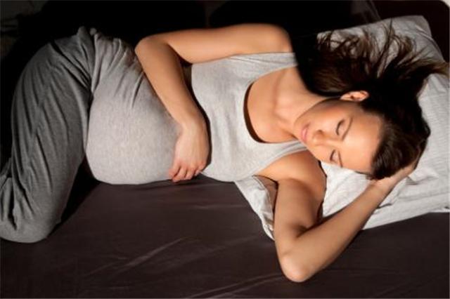 孕妇睡觉是不是一定要左侧卧（孕期只能左侧卧）(6)