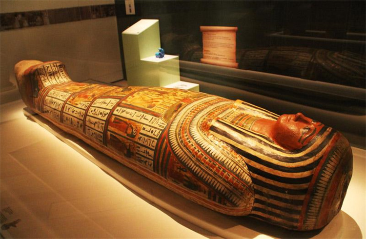 利用现代先进技术 揭露埃及木乃伊的神奇面纱（详细研究）