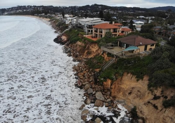 海滩侵蚀：卫星揭示气候循环如何影响海岸线