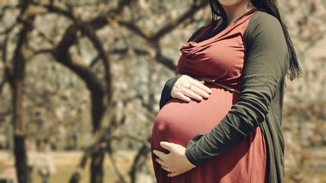 孕妇上怀对胎儿有影响吗（怀男孩和怀女孩时）(2)
