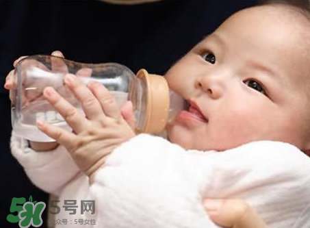 宝宝喝矿泉水好还是自来水好？宝宝喝哪种水好？