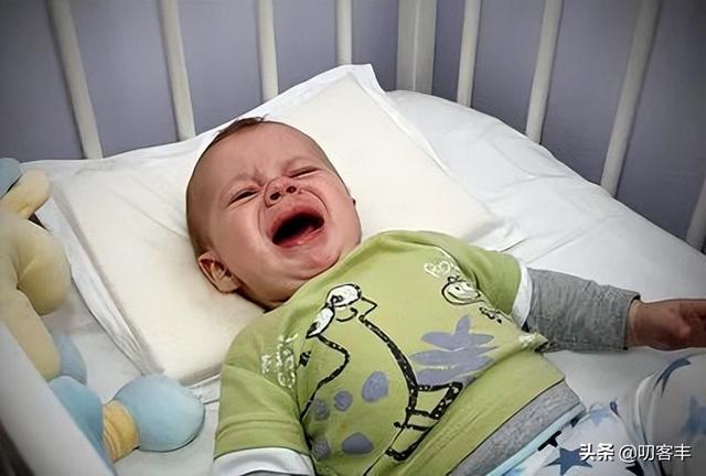 如何解决婴儿睡眠倒退期婴儿的睡眠倒退是怎么回事3