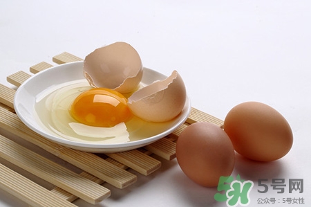 产妇一天吃几个鸡蛋为宜?产妇每天吃几个鸡蛋最合适?