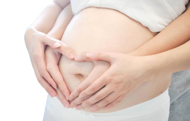 双胞胎连体婴儿早期可以看出来吗（连体婴出生之后又惨遭抛弃）(6)