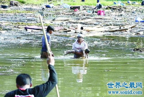 地球上最大最恐怖的海啸，波及两个板块16个国家！