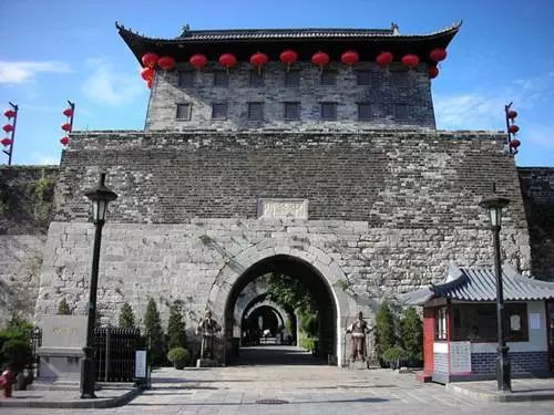 中国最诡异城门，修一次塌一次，高人用一宝物镇压，千年不倒！真相还有哪些？
