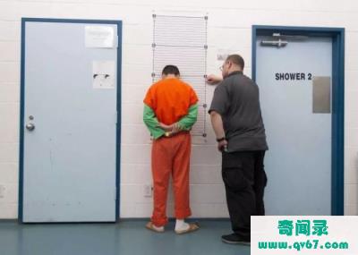 大连10岁女孩惨死，13岁凶手免刑，未成年人保护法我们究竟在保护谁...
