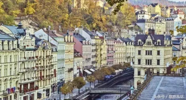 欧洲最美的小镇旅游旅者的脚踝欧洲最美的城市18