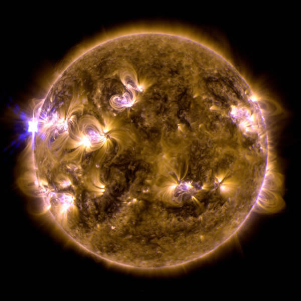 太阳的大气层为什么比其表面热很多