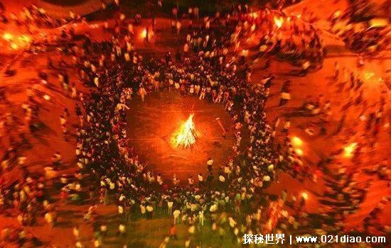火把节是哪个民族的节日，除了彝族外还有这些民族也有火把节