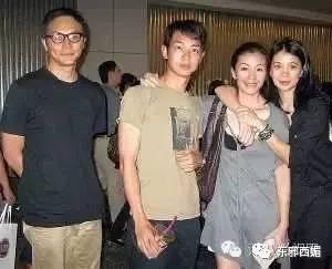 42岁tvb女明星出车祸心疼这枚打拼14年娶糟糠妻的TVB最帅绿叶55