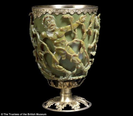 1600年前罗马人懂纳米技术？ 创造变色高脚杯